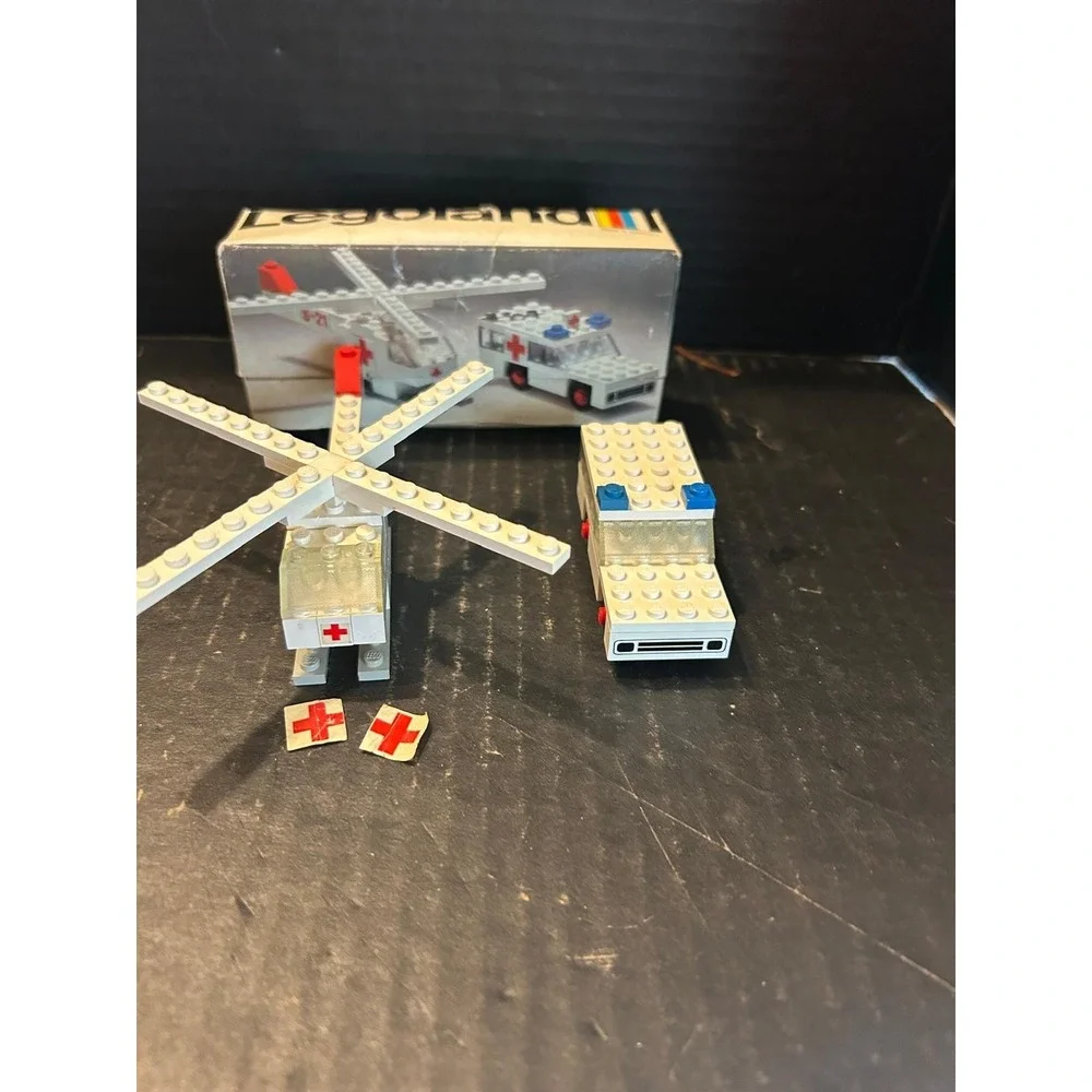 Vintage Lego 653 Rescue Units ambulance helicopter Legoland 653-1 Orig Box